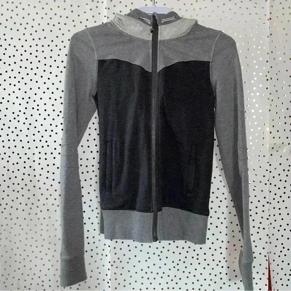 Lululemon Grey Jacket - Picture 1 of 5